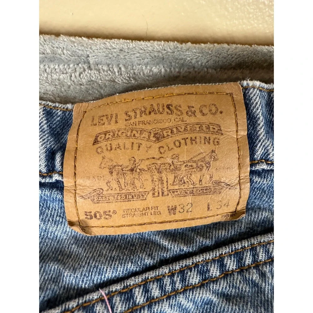 Vtg Levi's 505 Jeans 32x34 Distressed Paint Stains Ripped Grunge Workwear